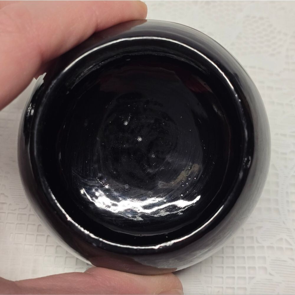 Vintage 60s Floral Daisies Hand Painted Black Lacquered Round Trinket Box - Picture 11 of 13